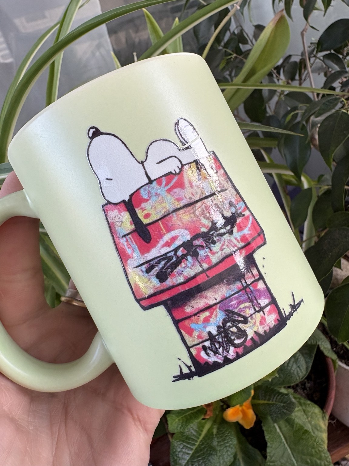 Tazón verde claro con diseño de Snoopy